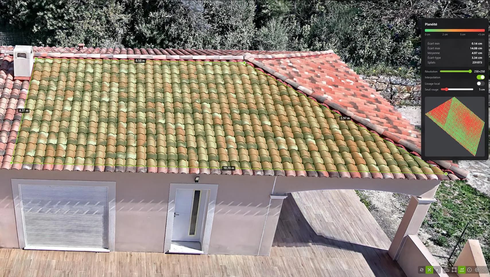 Heatmap de planéité sur la toiture — visualisation de l'affaissement